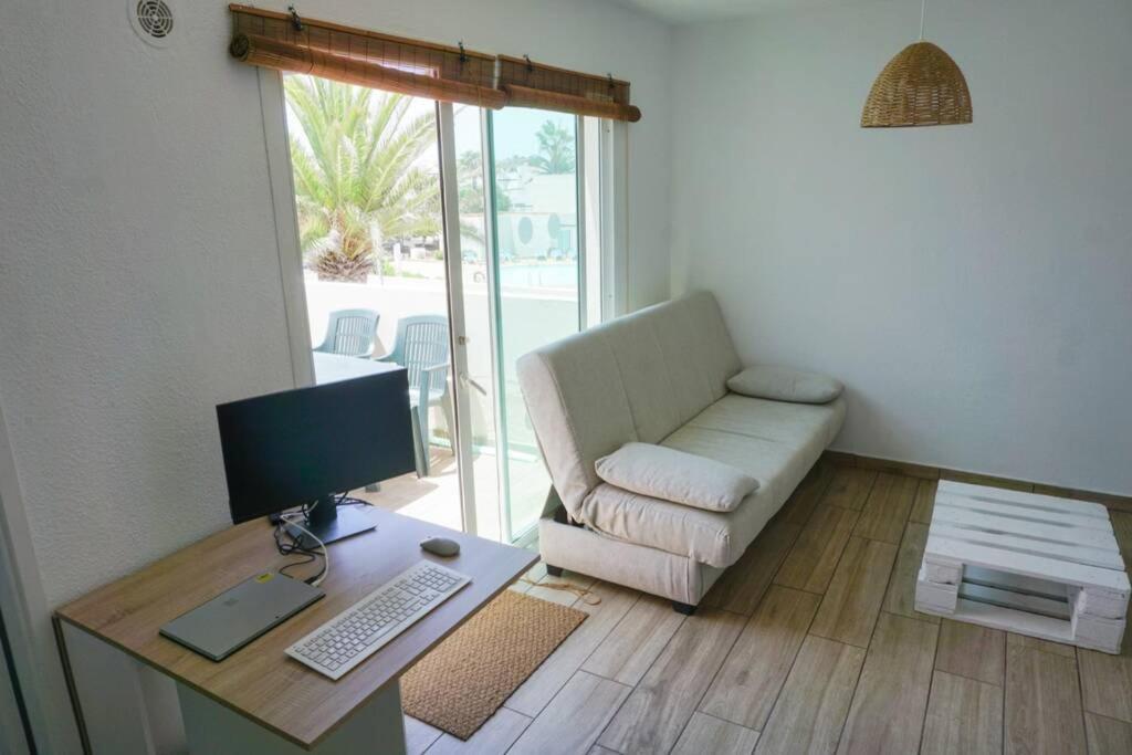 Apartamento Recien Reformado En Centro A Tres Minutos De La Playa Lejlighed Corralejo Eksteriør billede